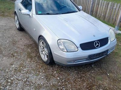 Used Mercedes SLK230 193 HP (141 kW) 1999 Silver Cabriolet