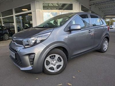 Grau, meteorite grey Gebraucht 2023 Kia Picanto Edition 7 Kleinwagen | 13.975 € (Fairer Preis)