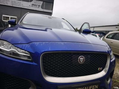 Blau Gebraucht 2016 Jaguar F-Pace First Edition SUV | 16.000 €