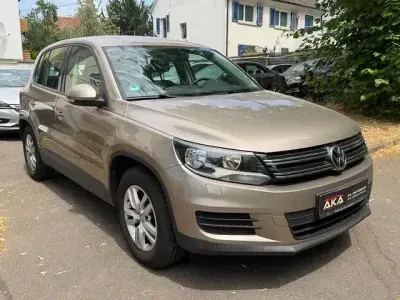 Gebraucht VW Tiguan Trendline 110 PS (80 kW) 2014 Beige SUV