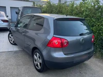 Gebraucht VW Golf VI 100 PS (73 kW) 2008 Silber Kleinwagen