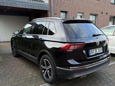 Gebraucht VW Tiguan Highline 150 PS (110 kW) 2018 Schwarz SUV
