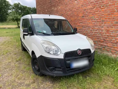 Gebraucht Fiat Doblò 90 PS (66 kW) 2014 Weiß Van / Kleinbus