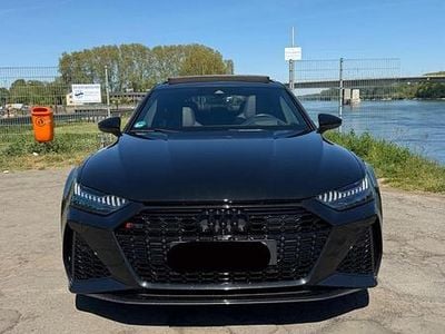 Second-hand Audi RS7 Sportback Premium 600 CP (441 kW) 2022 Negru Hatchback