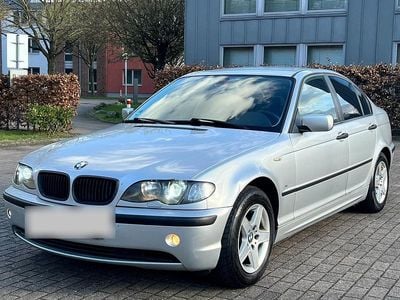 Second-hand BMW 318 143 CP (105 kW) 2002 Gri Berlinǎ
