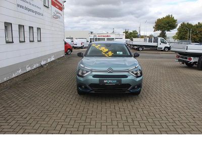 Blau Gebraucht 2022 Citroën e-C4 Shine SUV | 20.890 € (Etwas zu teuer)