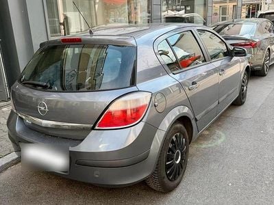 Gebraucht Opel Astra 101 PS (74 kW) 2004 Grau Limousine