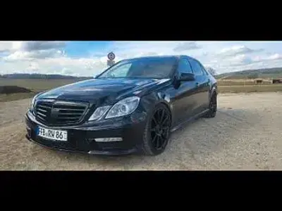 Gebraucht Mercedes E63 AMG AMG 525 PS (386 kW) 2012 Schwarz Limousine