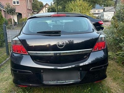 Opel Astra GTC