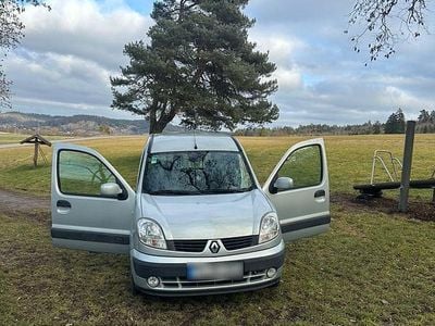Gebraucht Renault Kangoo 95 PS (69 kW) 2007 Silber Van / Kleinbus