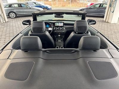 Usata Mercedes C180 AMG 156 CV (114 kW) 2019 Nero Cabrio