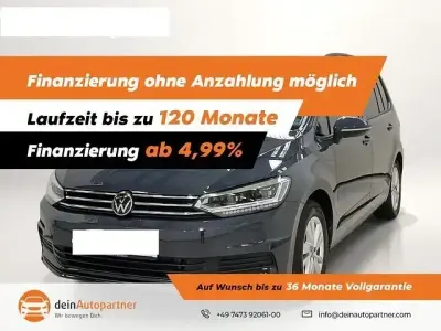 Gebraucht VW Touran 150 PS (110 kW) 2025 Uranograu Van / Kleinbus