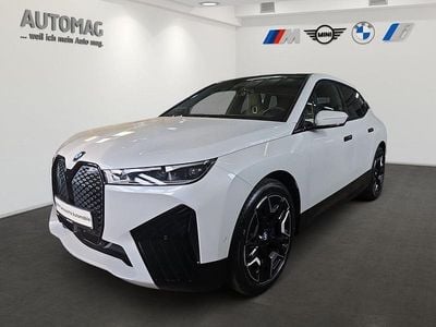 Gebraucht BMW iX Sport Line 239 kW (326 PS) 2024 Weiß SUV
