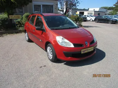 Gebraucht Renault Clio II Authentique 75 PS (55 kW) 2008 Orange Limousine