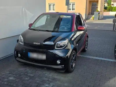 Gebraucht Smart ForTwo Electric Drive Prime 60 kW (82 PS) 2023 Schwarz Cabrio