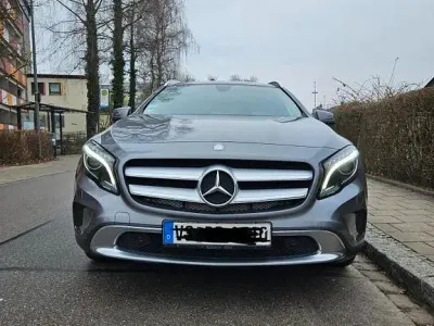 Używany Mercedes GLA220 177 KM (130 kW) 2015 Szary SUV