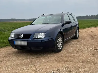 Gebraucht VW Bora 105 PS (77 kW) 2002 Blau Kombi