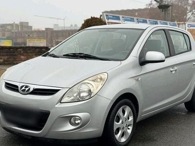 Gebraucht Hyundai i20 101 PS (74 kW) 2009 Grau Kleinwagen