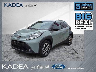 Neu Toyota Aygo 116 PS (85 kW) 2026 Cinnamon (4t4)/ black mica (20 Kleinwagen