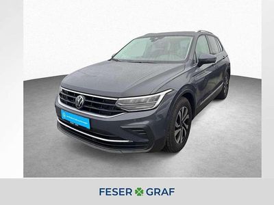 Gebraucht VW Tiguan Active 122 PS (89 kW) 2022 Delfingrau metallic SUV