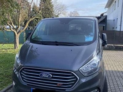 Ford Tourneo