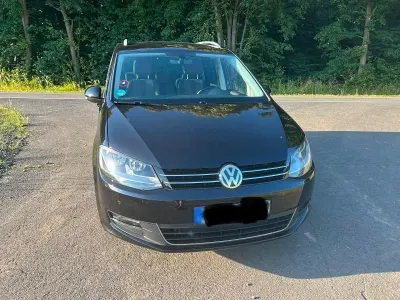 Gebraucht VW Sharan Allstar 150 PS (110 kW) 2016 Schwarz Van / Kleinbus