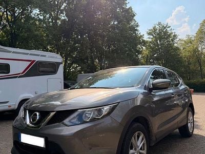Gebraucht Nissan Qashqai 116 PS (85 kW) 2014 Grau SUV