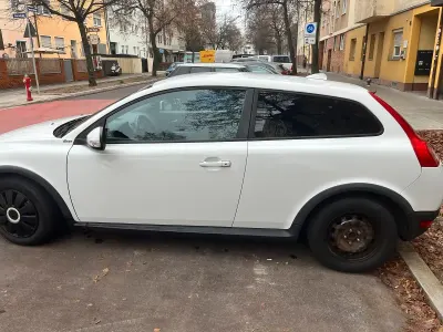 Gebraucht Volvo C30 2009 Weiß Kleinwagen