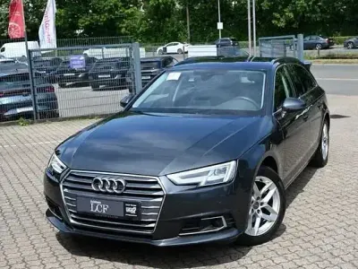 Gebraucht Audi A4 Sport 150 PS (110 kW) 2017 Grau Kombi