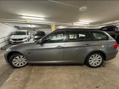 Gebraucht BMW 316 116 PS (85 kW) 2012 Grau Kombi