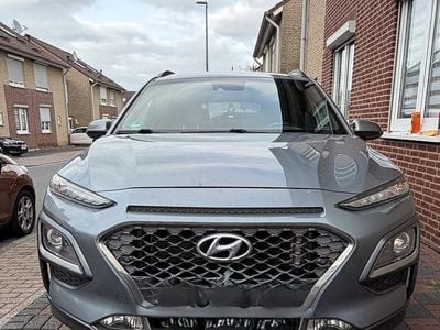 Gebraucht Hyundai Kona Style 120 PS (88 kW) 2018 Silber SUV