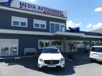 Gebraucht Mercedes GLA200 156 PS (114 kW) 2018 Weiß SUV
