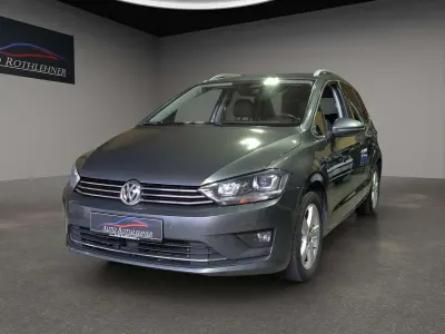 Gebraucht VW Golf Sportsvan Highline 150 PS (110 kW) 2017 Indiumgrau metallic Van / Kleinbus