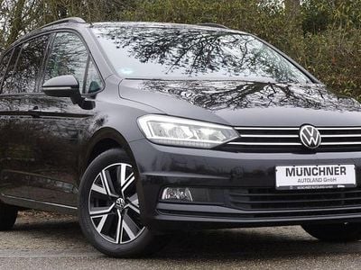 Schwarz Gebraucht 2023 VW Touran Comfortline Van / Kleinbus | 29.999 € (Fairer Preis)