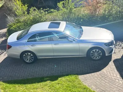 Gebraucht Mercedes E200 Avantgarde 184 PS (135 kW) 2016 Silber Limousine