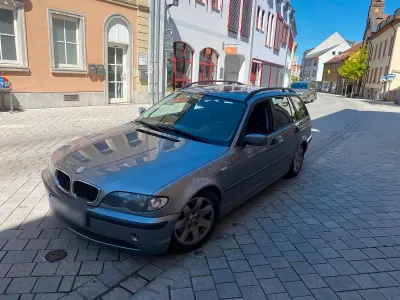 Gebraucht BMW 320 150 PS (110 kW) 2004 Grau Kombi