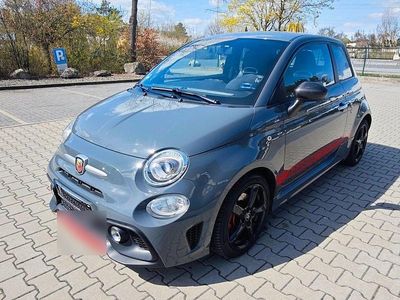 Usado Abarth 695 165 HP (121 kW) 2017 Cinzento Citadino