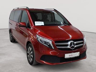 Gebraucht Mercedes V300 237 PS (174 kW) 2022 Hyazinthrot metallic Van / Kleinbus