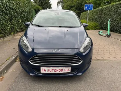 Gebraucht Ford Fiesta Trend 75 PS (55 kW) 2013 Blau