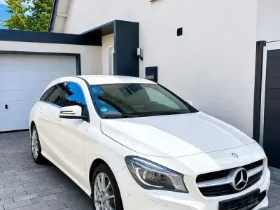 Gebraucht Mercedes CLA200 136 PS (100 kW) 2015 Weiß Coupé