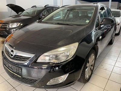 Schwarz Gebraucht 2011 Opel Astra Innovation Kombi | 2.550 € (Guter Preis)