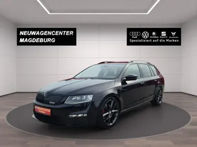 Gebraucht Skoda Octavia RS 209 PS (153 kW) 2016 Schwarzmagic perleffekt Kombi