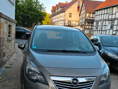 Gebraucht Opel Meriva 120 PS (88 kW) 2011 Beige Van / Kleinbus