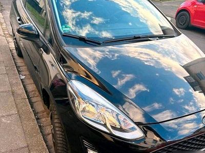 Gebraucht Ford Fiesta 95 PS (69 kW) 2017 Schwarz Kleinwagen