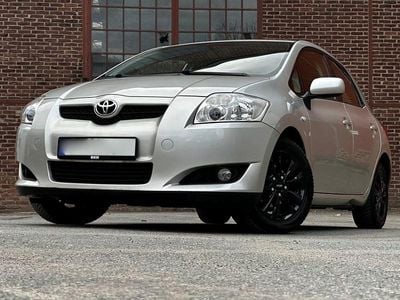 Gebraucht Toyota Auris Luna 97 PS (71 kW) 2008 Silber Kleinwagen