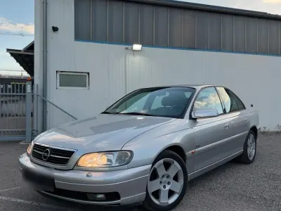 Gebraucht Opel Omega 150 PS (110 kW) 2000 Silber Limousine