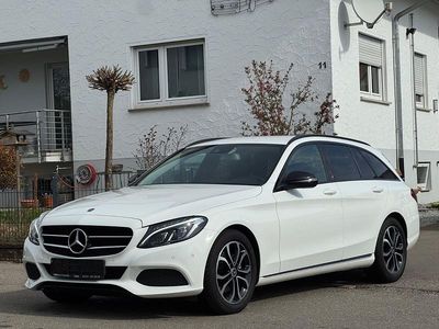 Gebraucht Mercedes C220 Avantgarde 170 PS (125 kW) 2018 Weiß Kombi