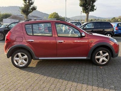 Gebraucht Dacia Sandero Stepway 87 PS (63 kW) 2010 Feuerrot Kleinwagen
