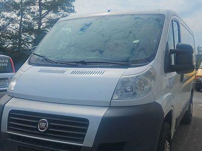 Gebraucht Fiat Ducato 116 PS (85 kW) 2012 Weiß Van