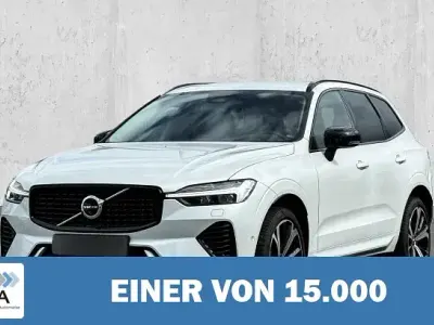 Gebraucht Volvo XC60 Plus 197 PS (144 kW) 2024 Weiß metallic SUV